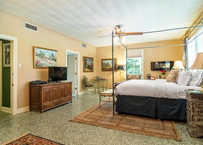 The Stockade Bed And Breakfast